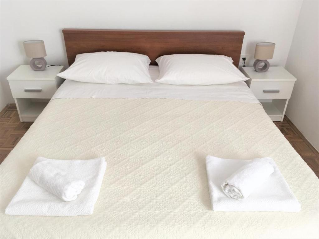 Cosy Apartment On The Beach - קאלי מראה חיצוני תמונה