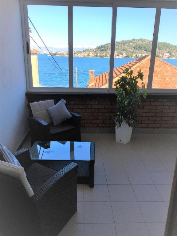 Cosy Apartment On The Beach - קאלי מראה חיצוני תמונה
